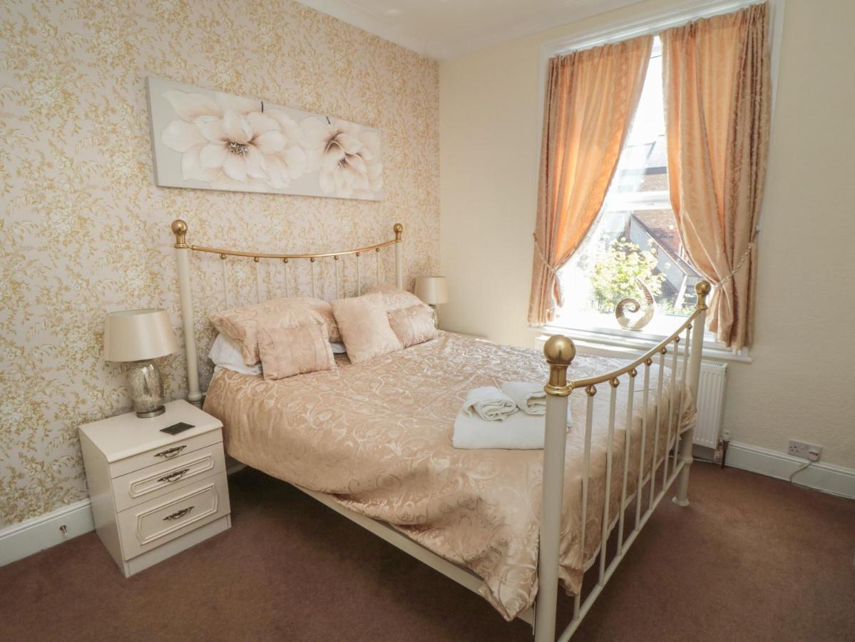 Villa Wellington House Bridlington Esterno foto
